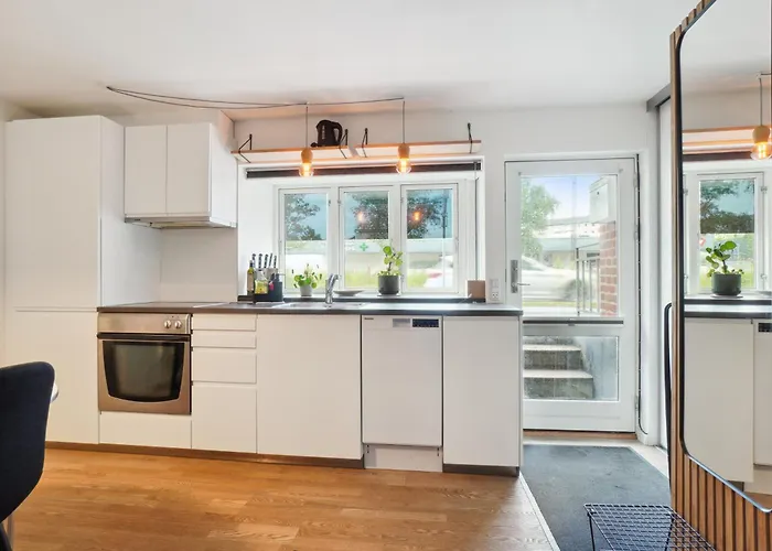 Apartment Minimalistisk Studiolejlighed I Centrum Af *