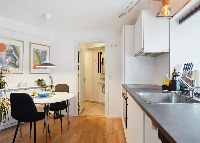 Minimalistisk Studiolejlighed I Centrum Af * Århus